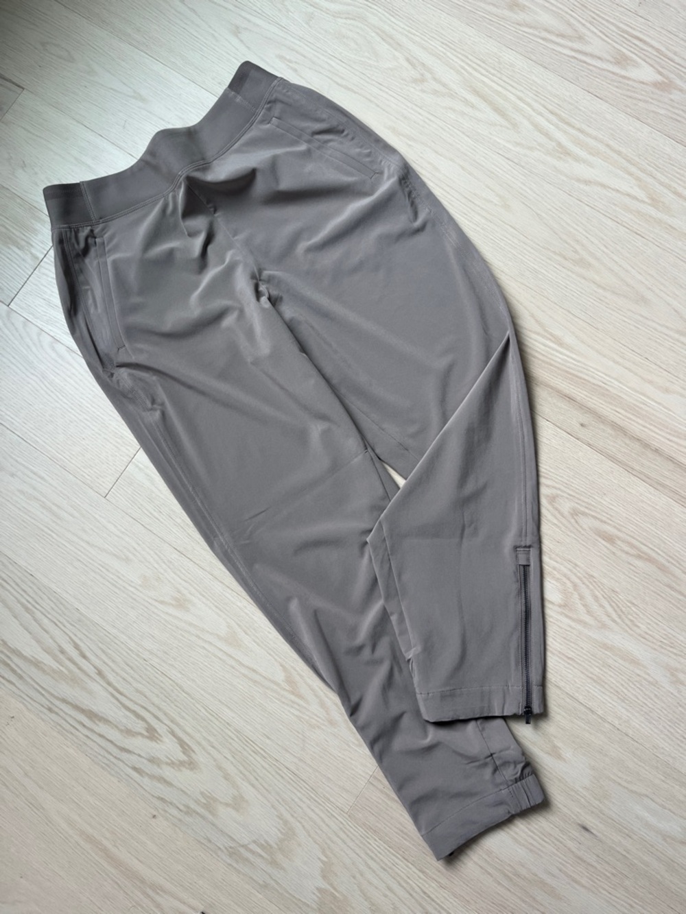 Athleta Jogger